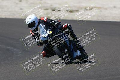 media/Sep-21-2025-TrackDaz (Sun) [[277c75b276]]/C Group/1140pm (Turn 3)/